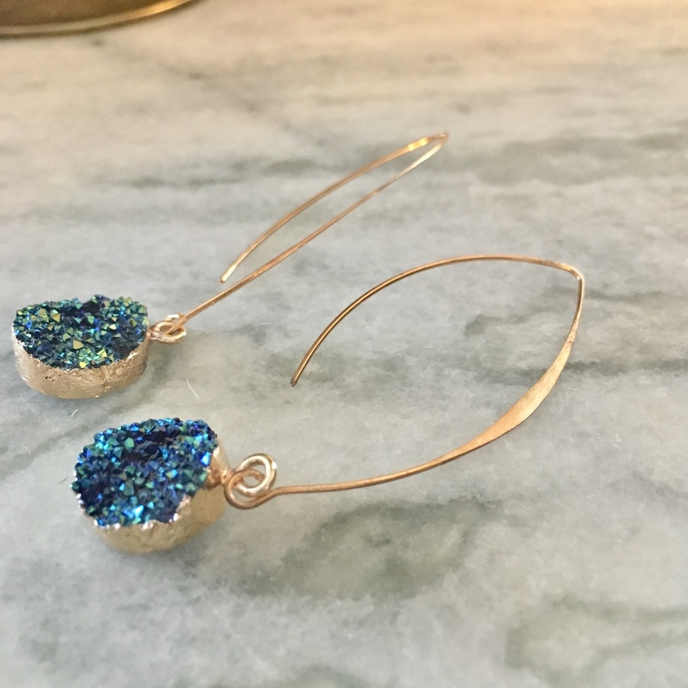 Blue Cluster Irregular Drop Dangle Gold Earrings - Picture 2 of 5